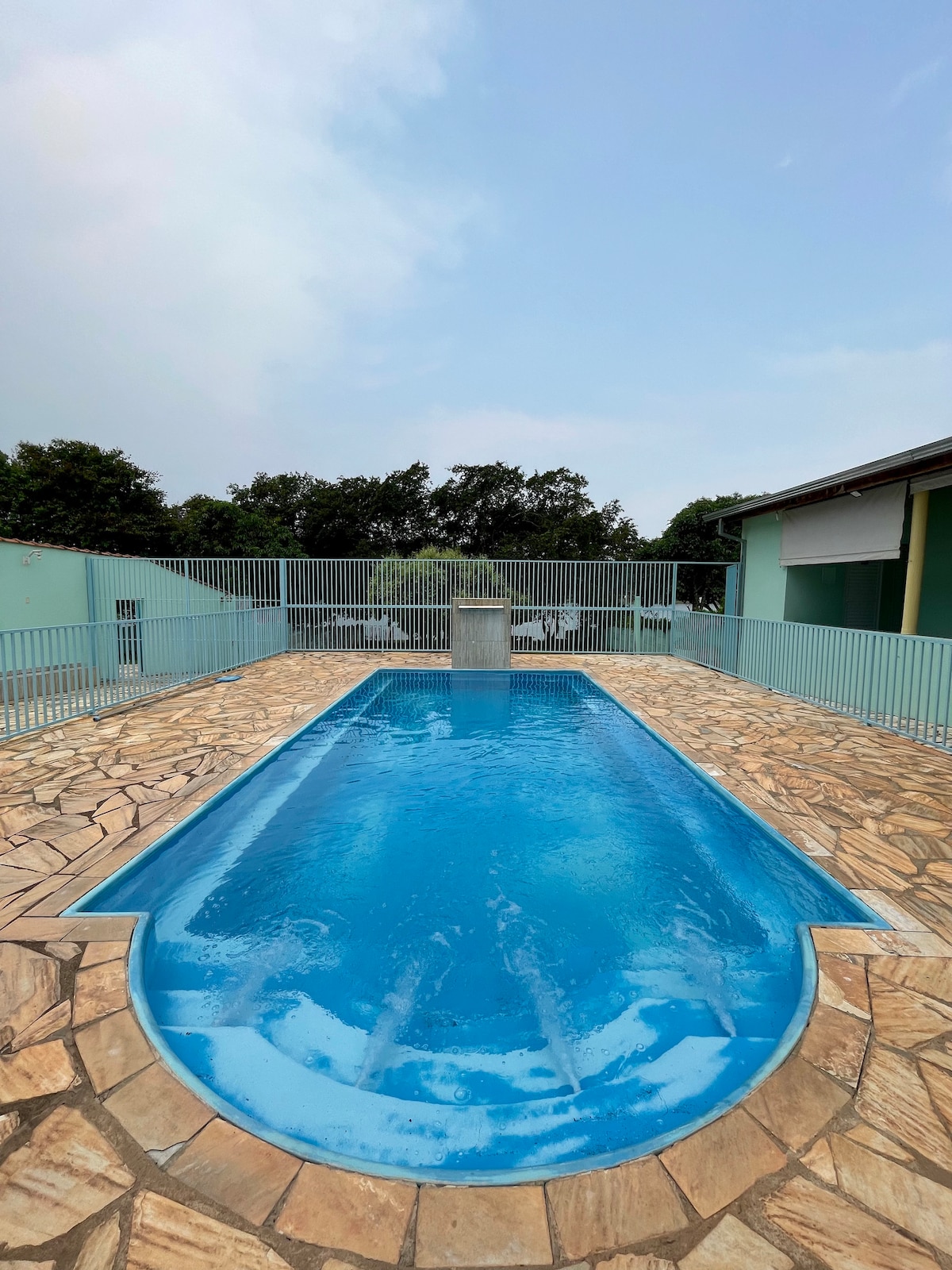 Rancho em Delfinopolis Piscina