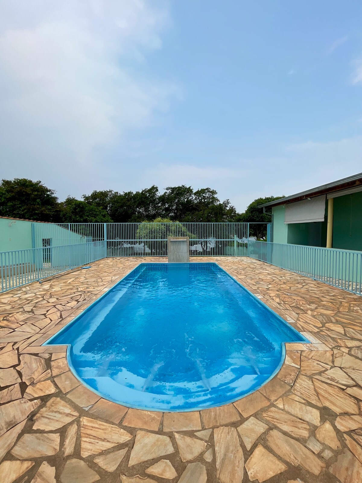 Rancho em Delfinopolis Piscina