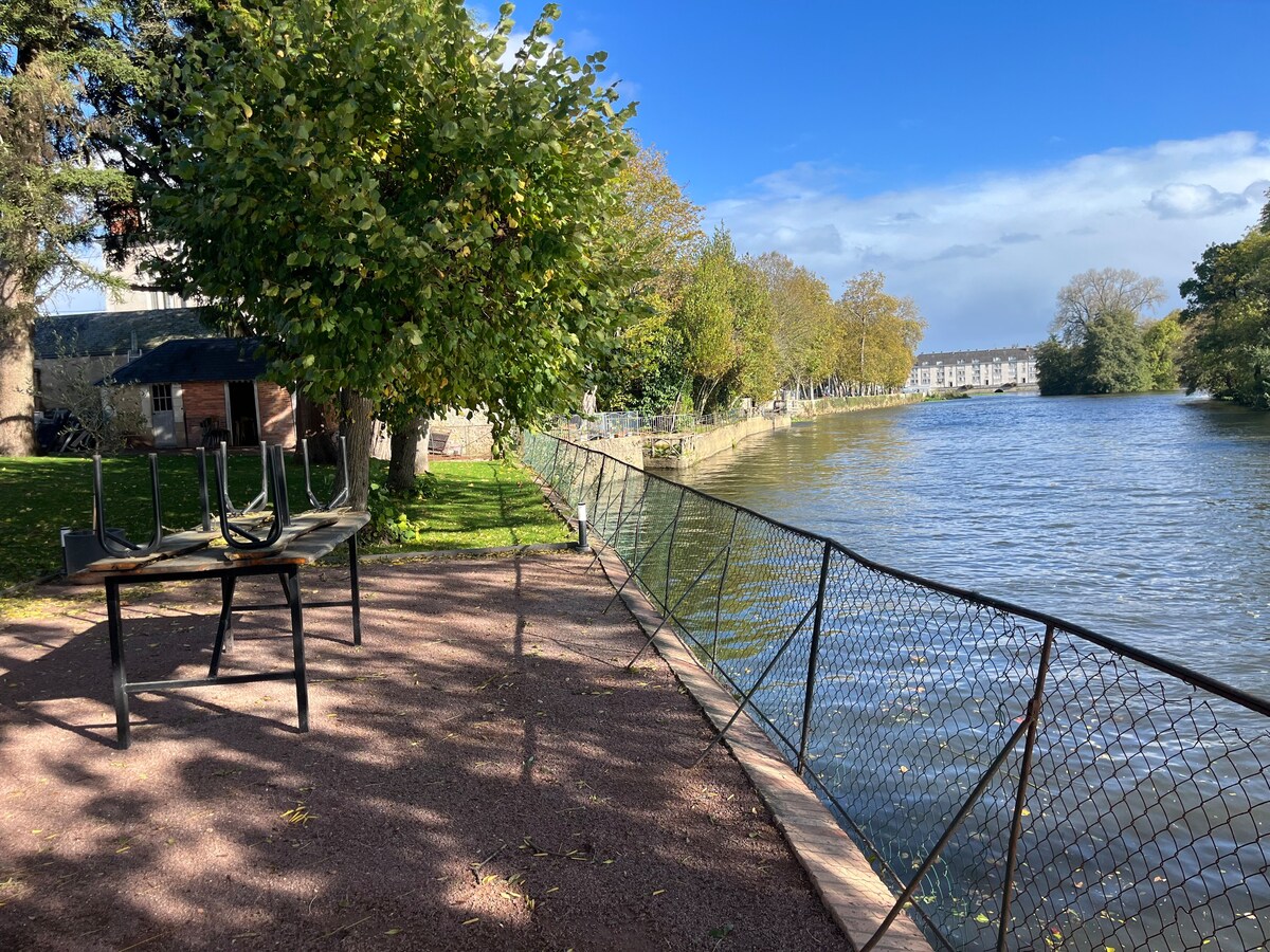 Maison au bord du Loir