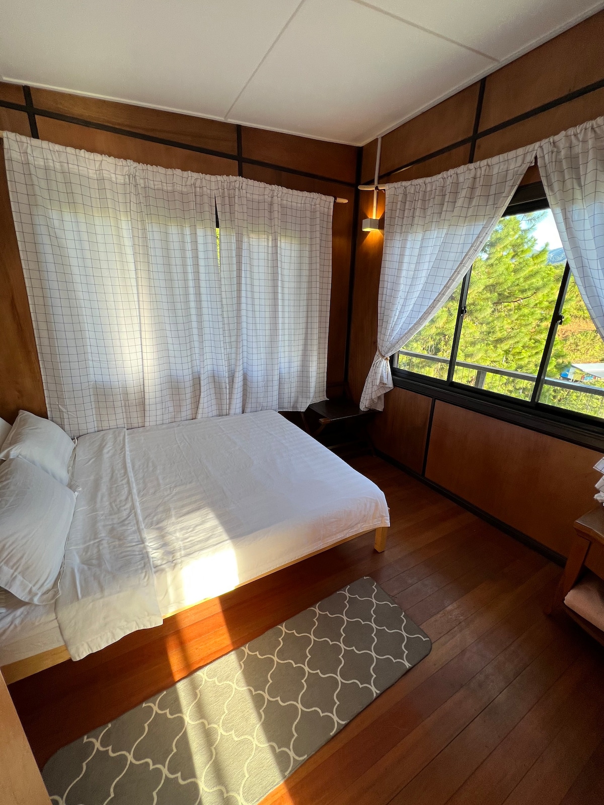 Hidden Hill Kundasang, Shimokitazawa 4 pax Suite
