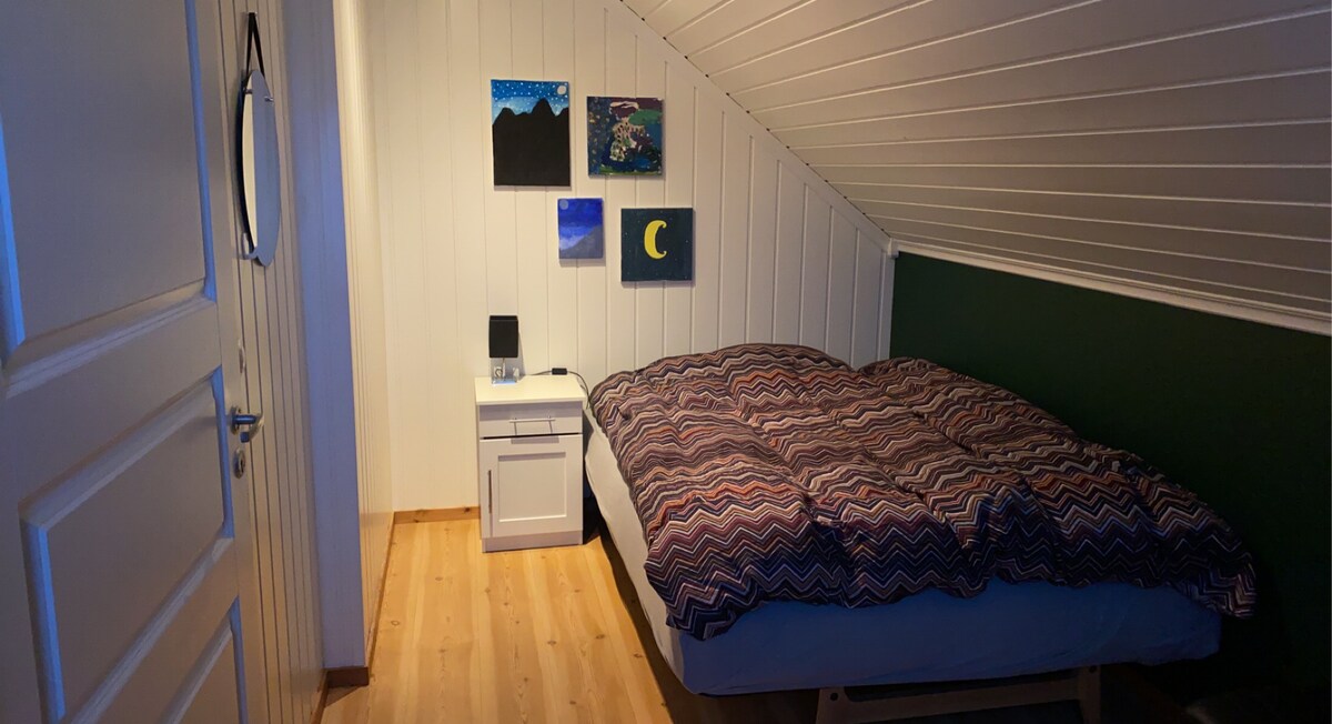 位于Kaldfjord的舒适房间