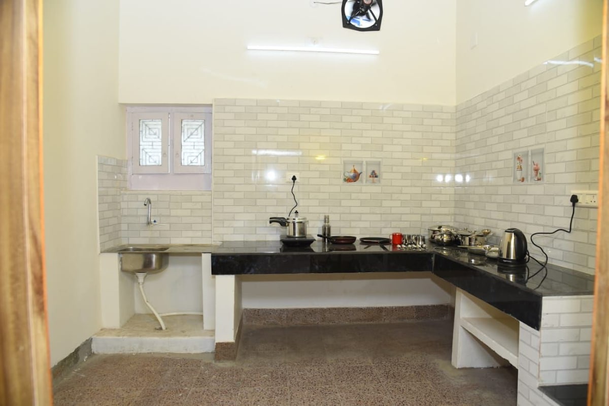 Khagesha Service Apartment