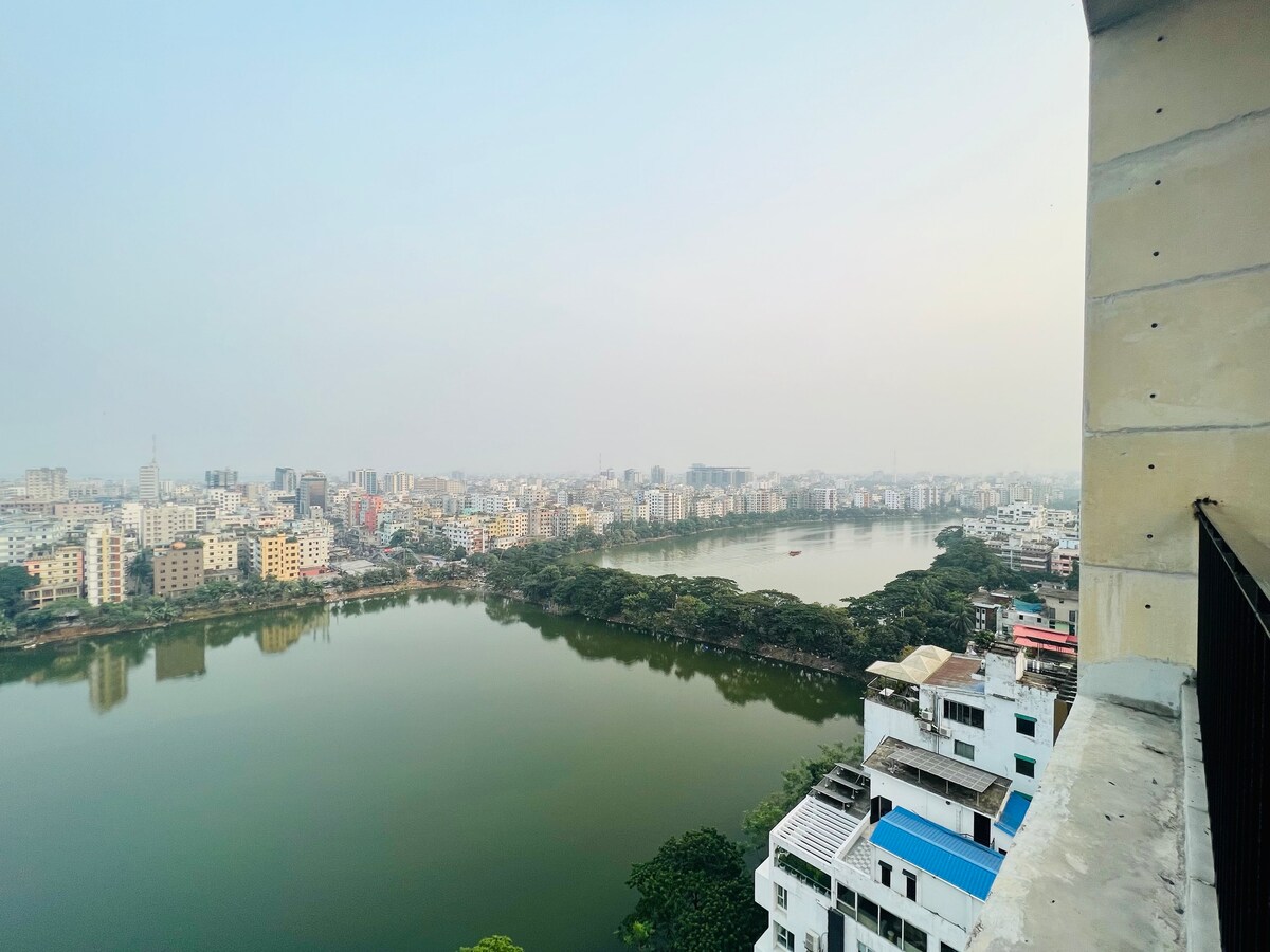 Lakeview Condo Over Gulshan Lake