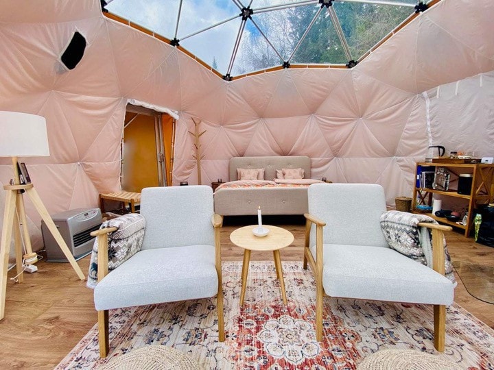Dome glamping (heated) in peaceful surroundings