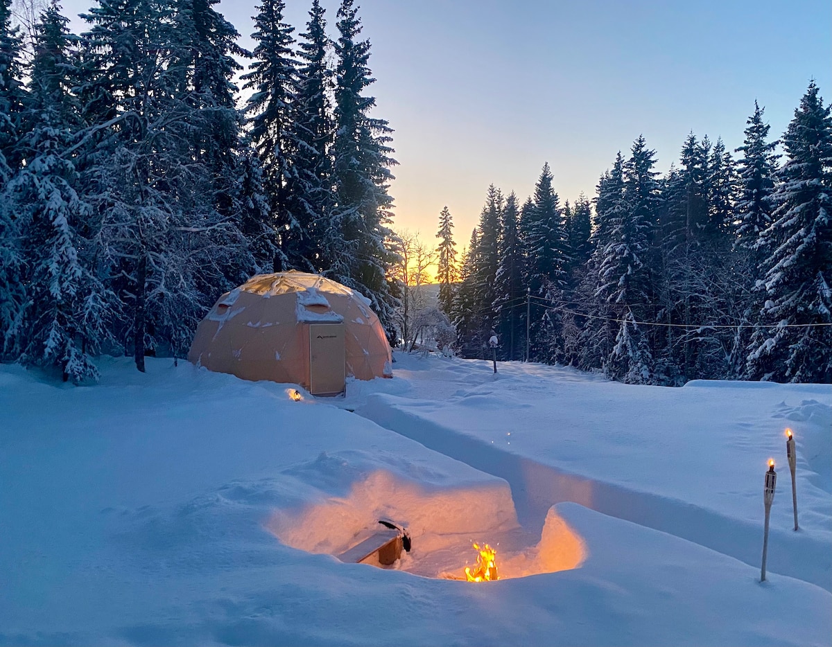 Dome glamping (heated) in peaceful surroundings