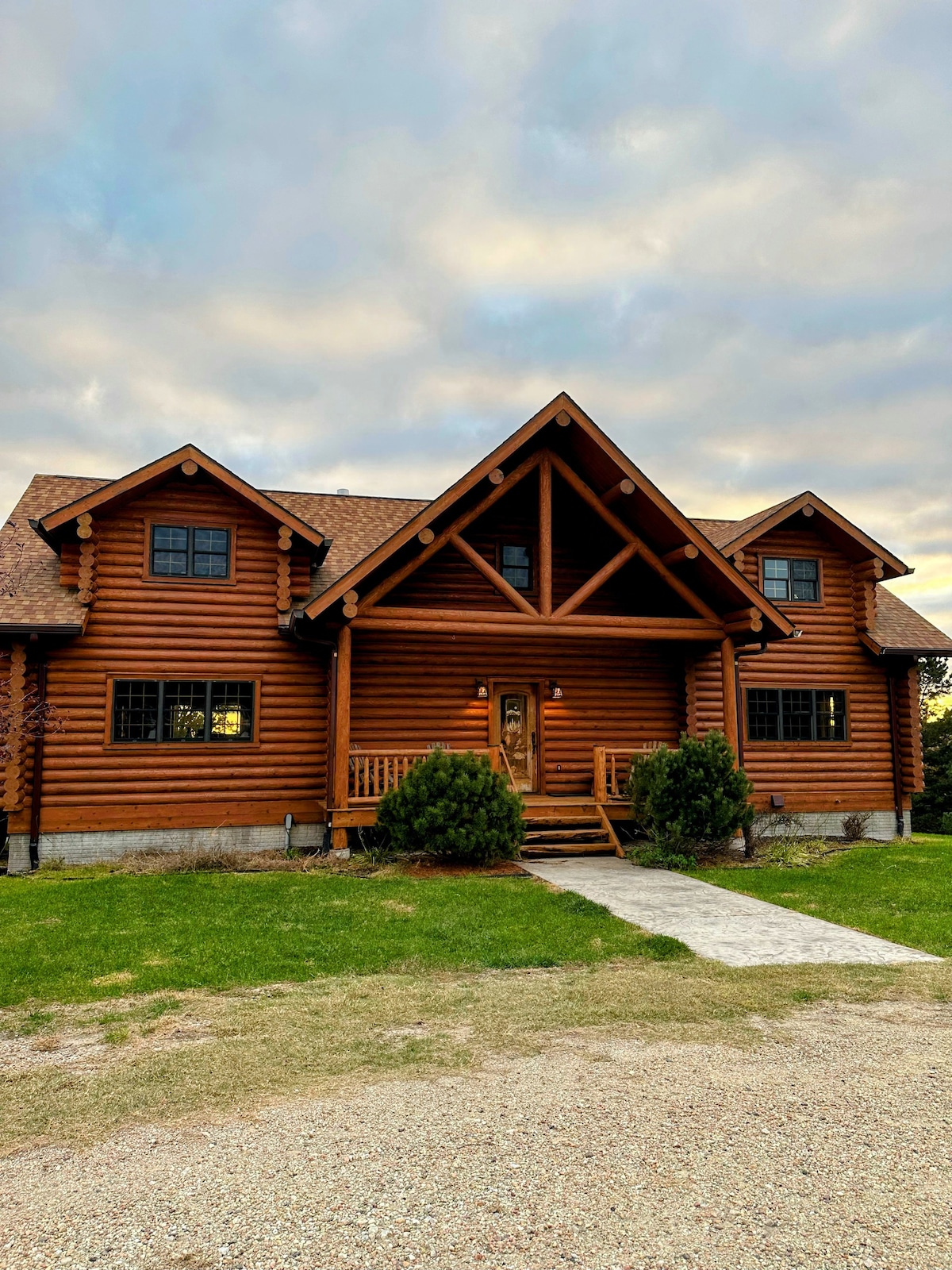 Coyote Hill Cabin