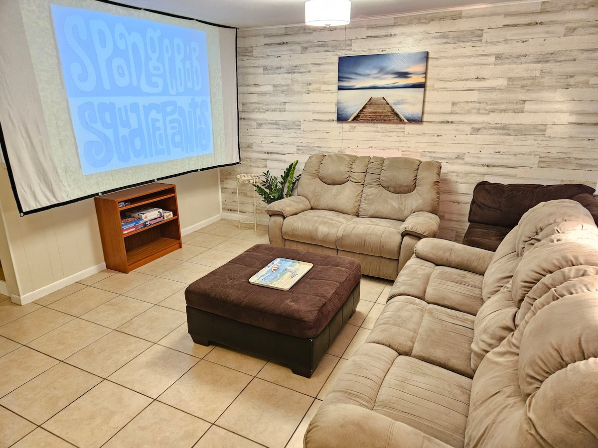 3BD Home - 6 Kayaks & Projector 5 min to Springs