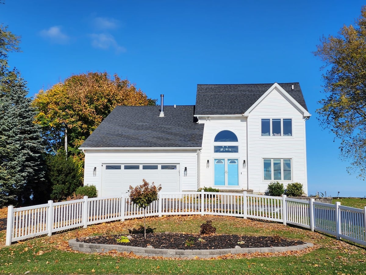 Lakeside Serenity Home