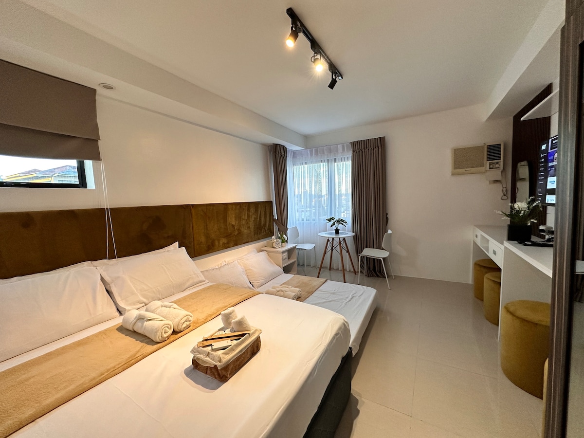 hotel living, The Persimmon Suites 4-6pax (1430)
