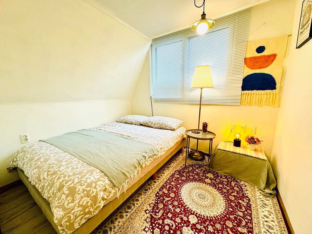 [Pocket Wi-Fi]Cozy 2 Bed Room near Sinsa Stn #5