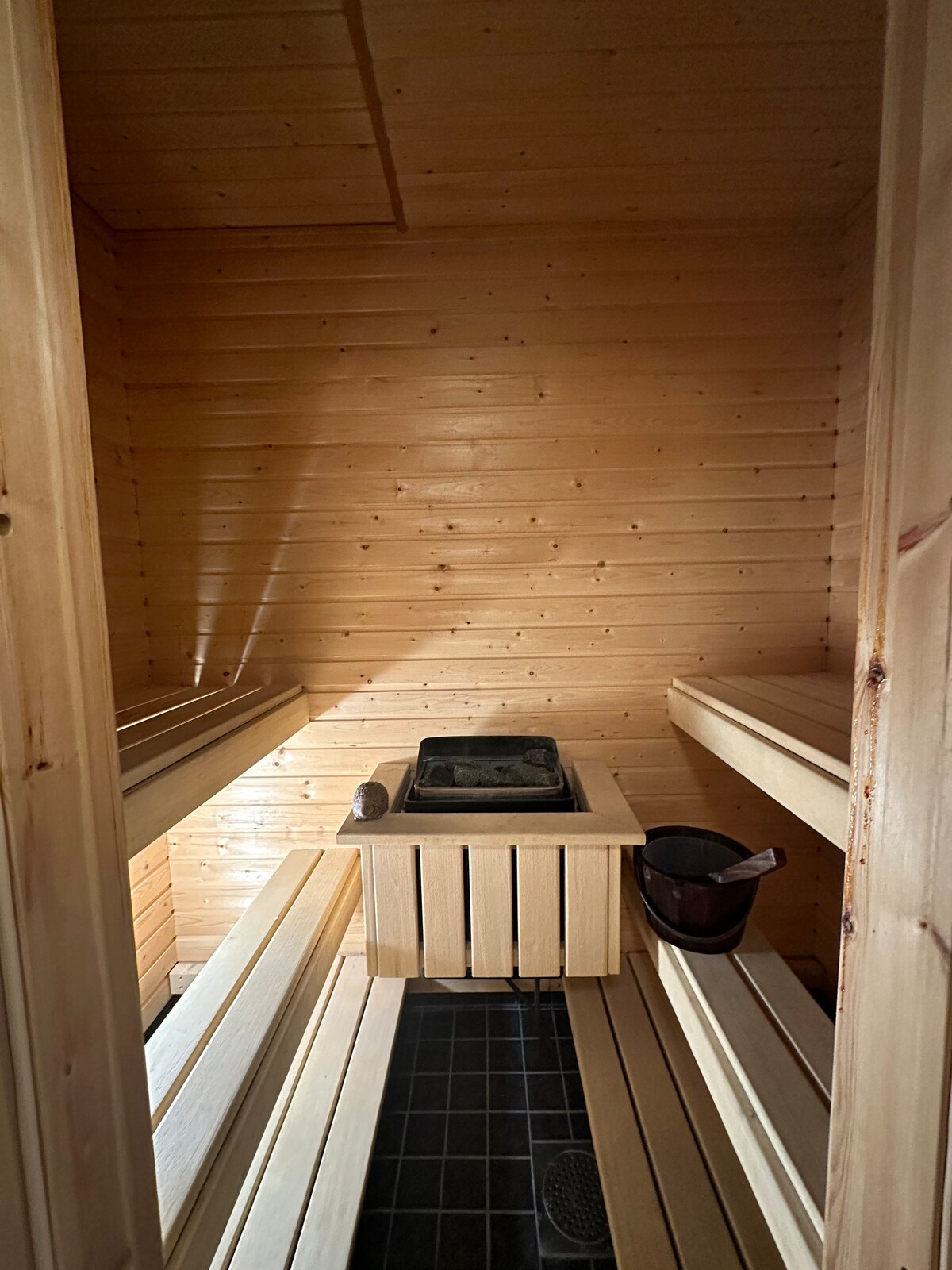 Central 2 bedroom with sauna