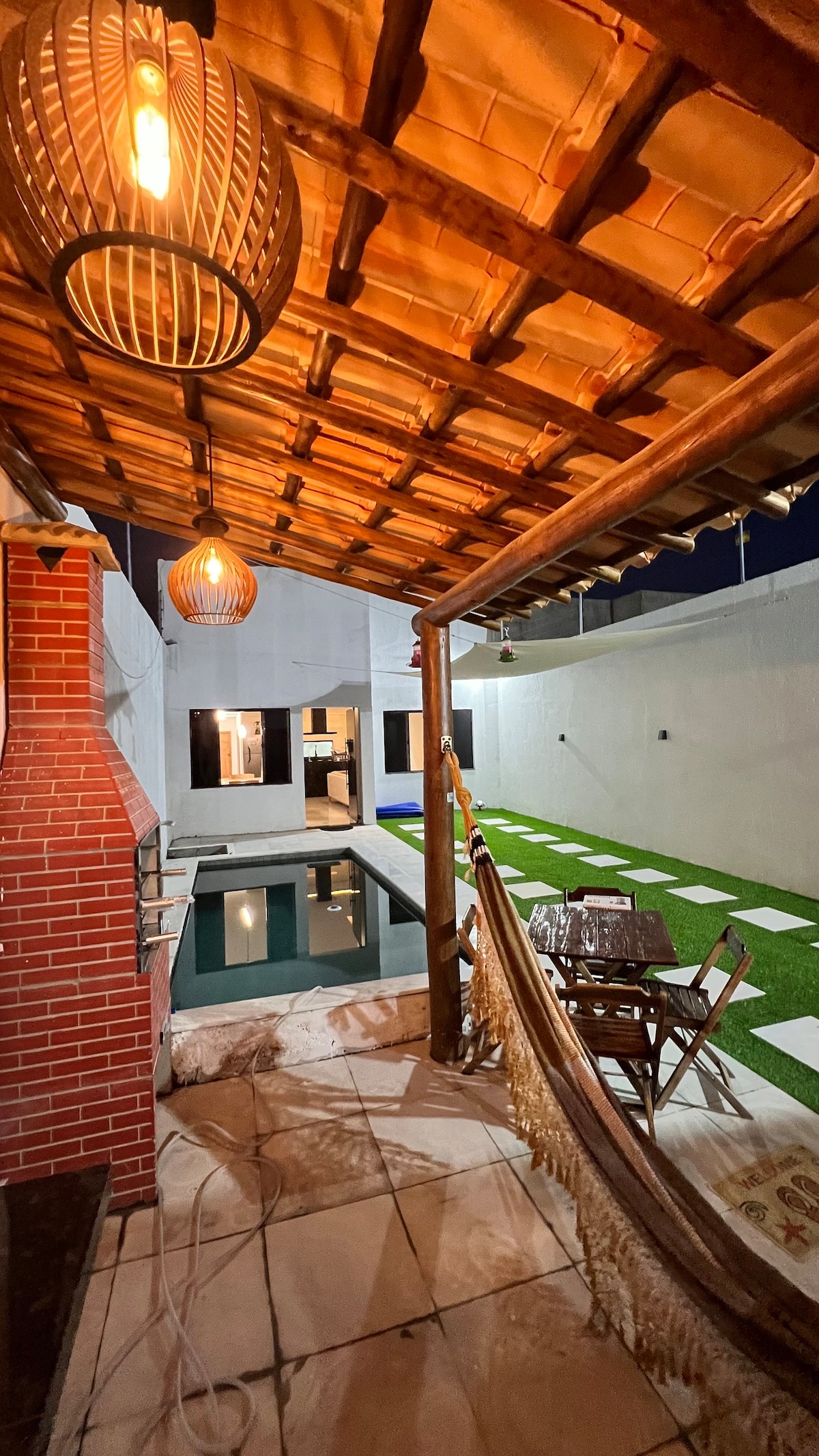 Casa com Piscina completa