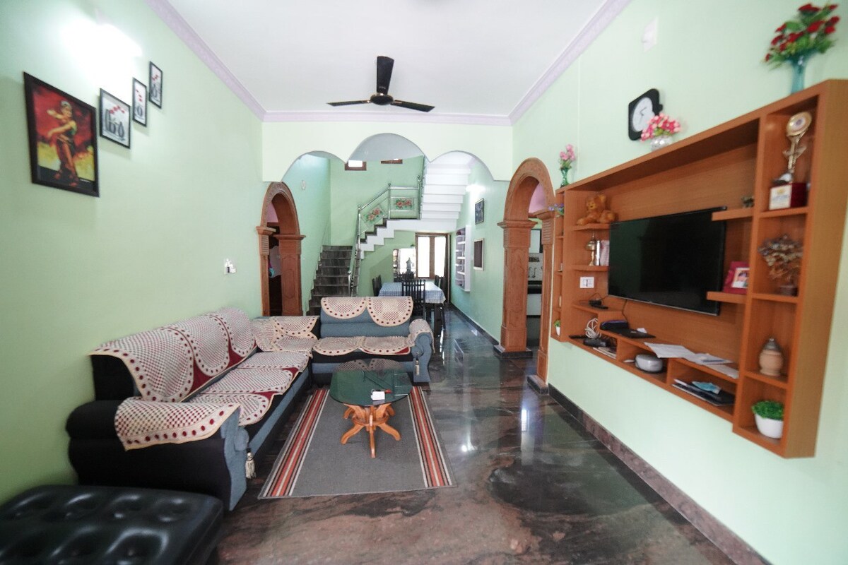 Cosmos Villa Malampuzha