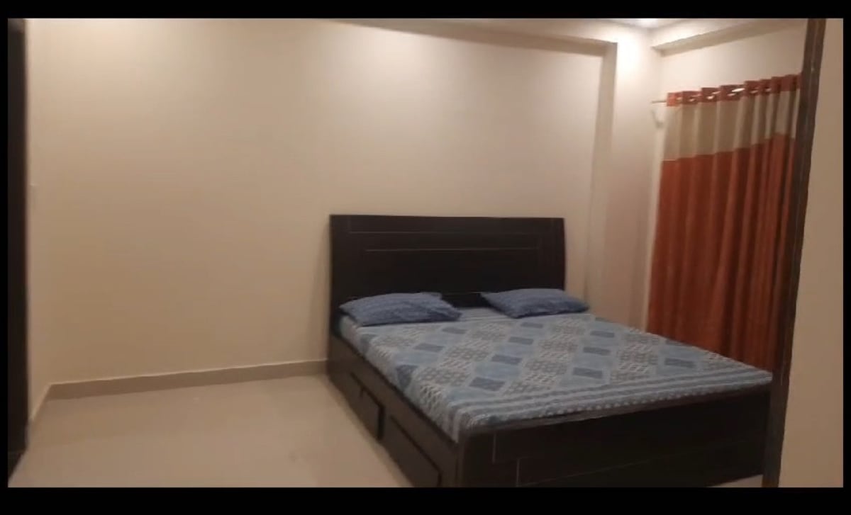 Elegant 2 bed apartment near Expressway highway