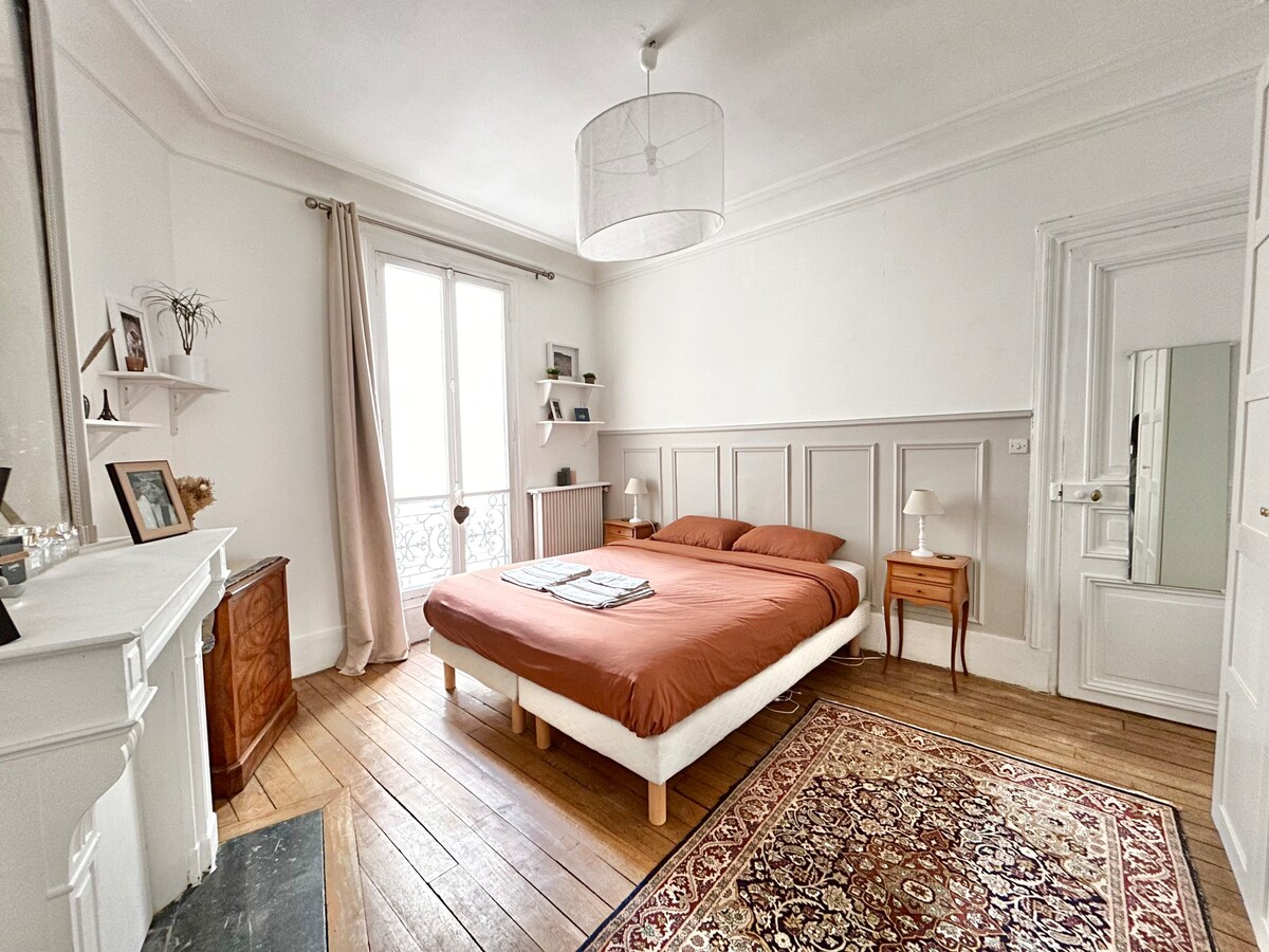 典型的巴黎公寓- Batignolles 17th