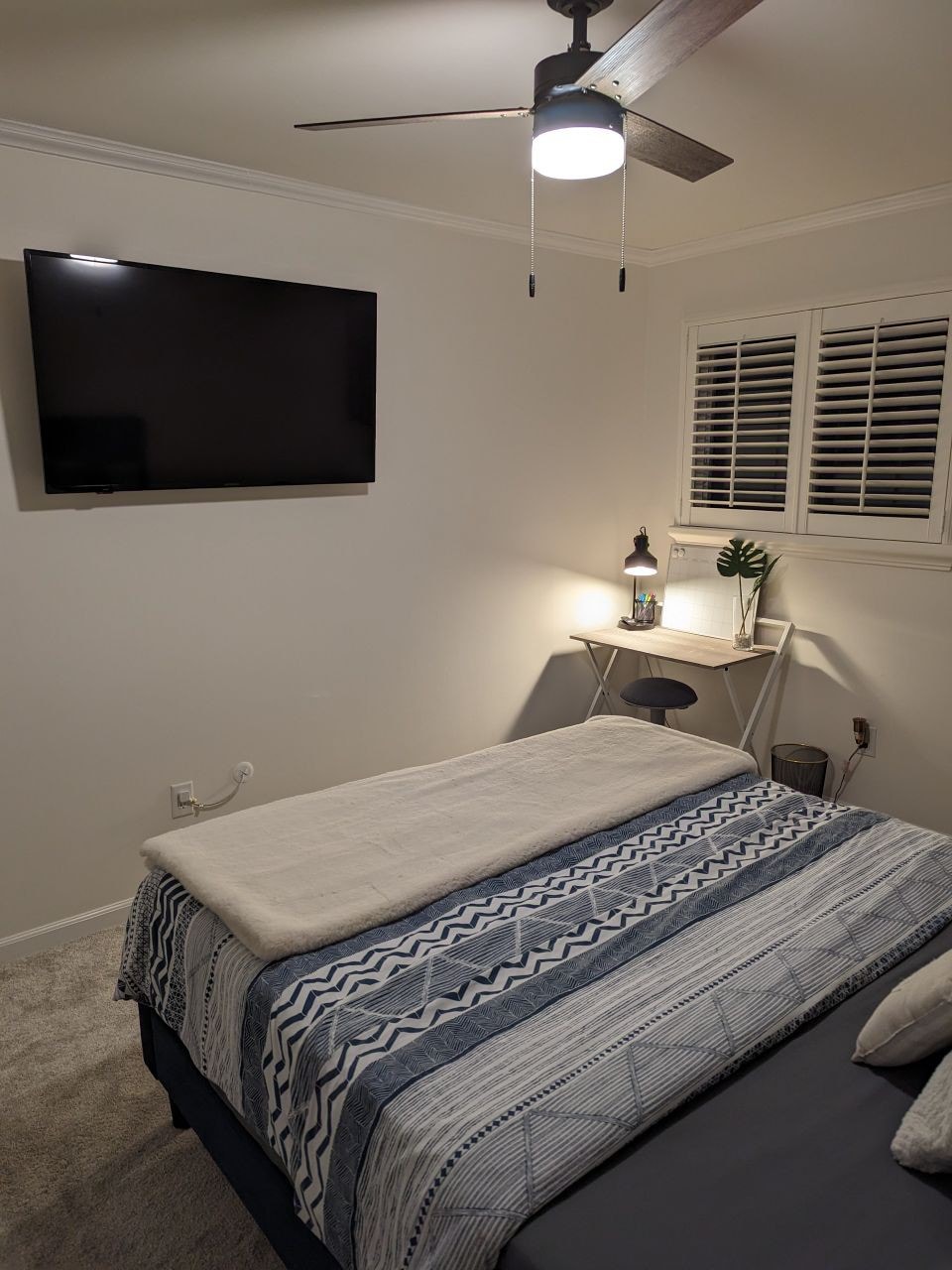 Cute private bedroom off i295 JAX