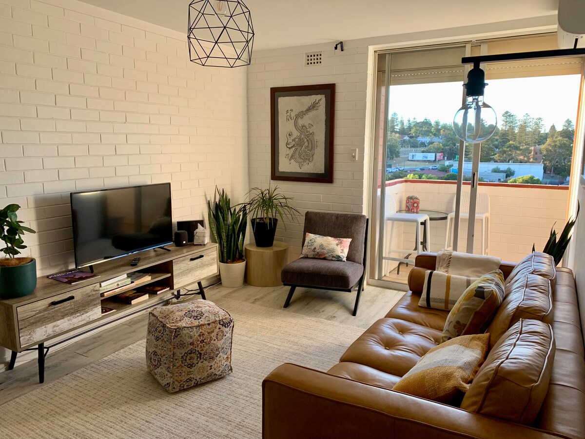 NorWest Pines
Conveniently Located to City & Surf!