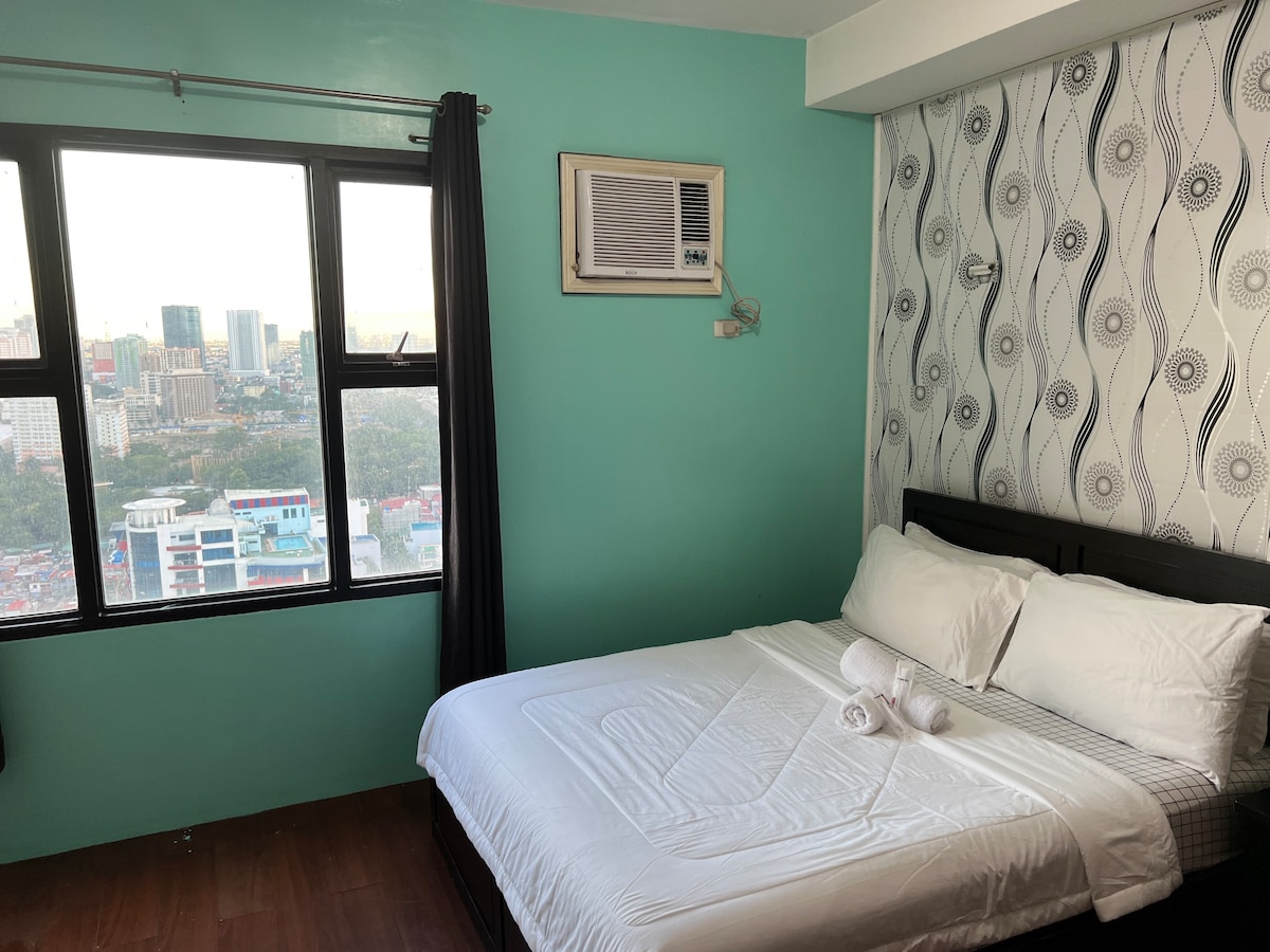 Malate Bayview Mansion City View one bedroom