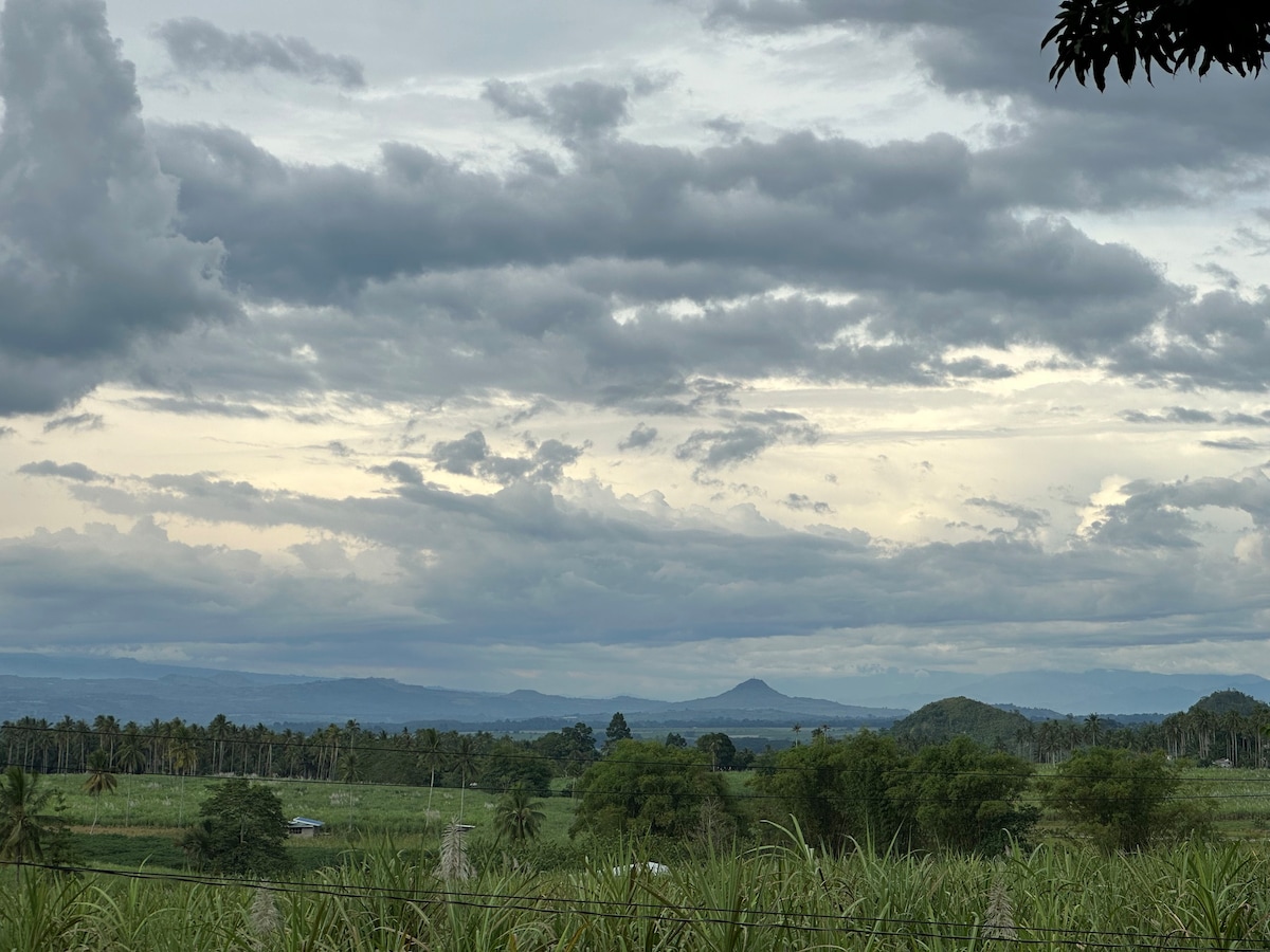 360 Glass Villa in Don Carlos Bukidnon(hygge home)