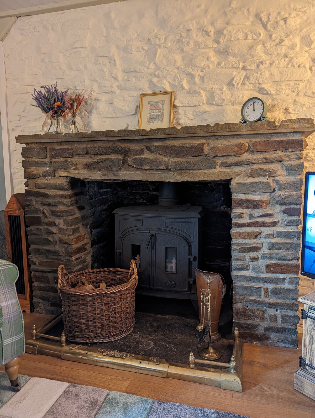 Entire cottage in Nelson, Caerphilly