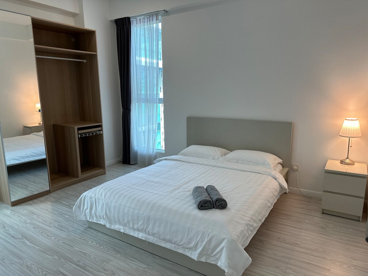 * 9 SU Suite * Sutera Avenue