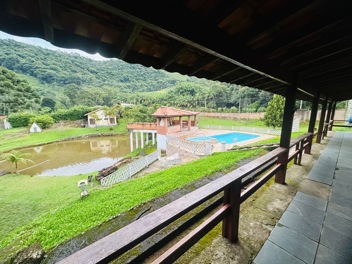 Rancho aconchegante em Itapeva