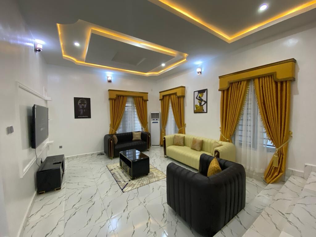 Miles Villa Diamond Apartment (4-beds)