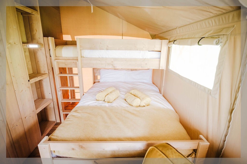 Safari Tent 2