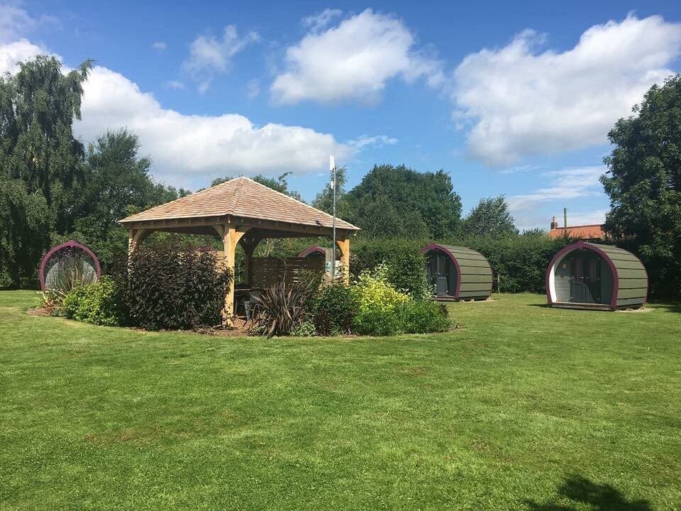 A beautiful Glamping Pod, BRING OWN Bedding Pod 6