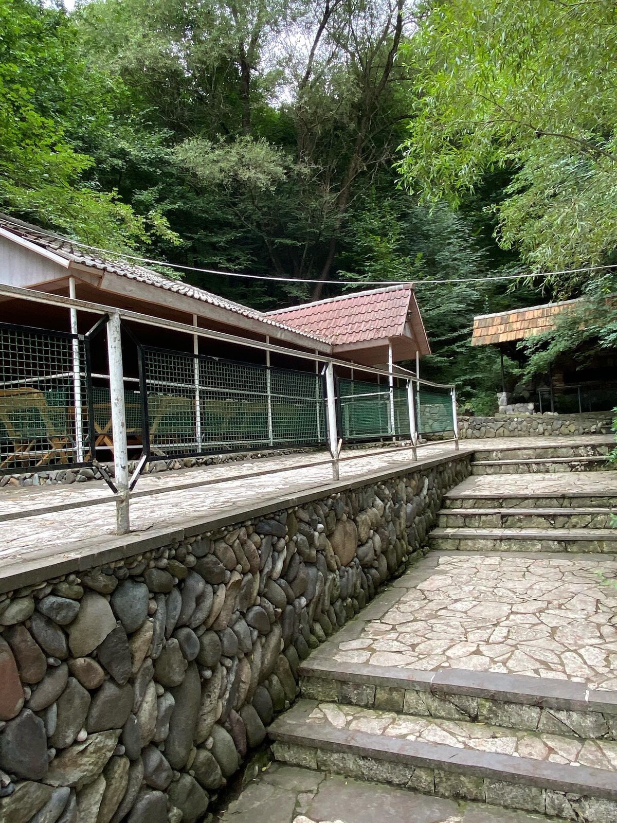 sunk hotel and restaurant