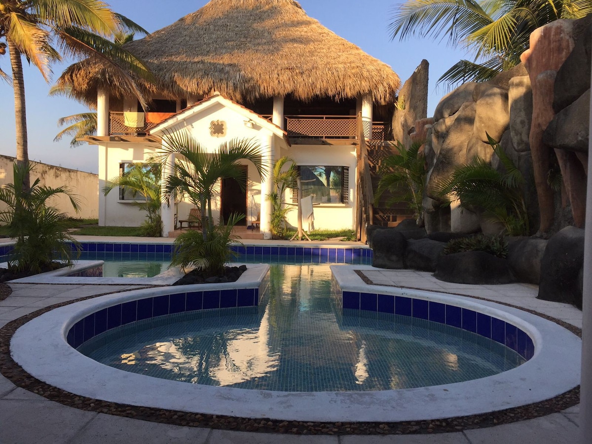 Casa con Vista al Mar Monterrico