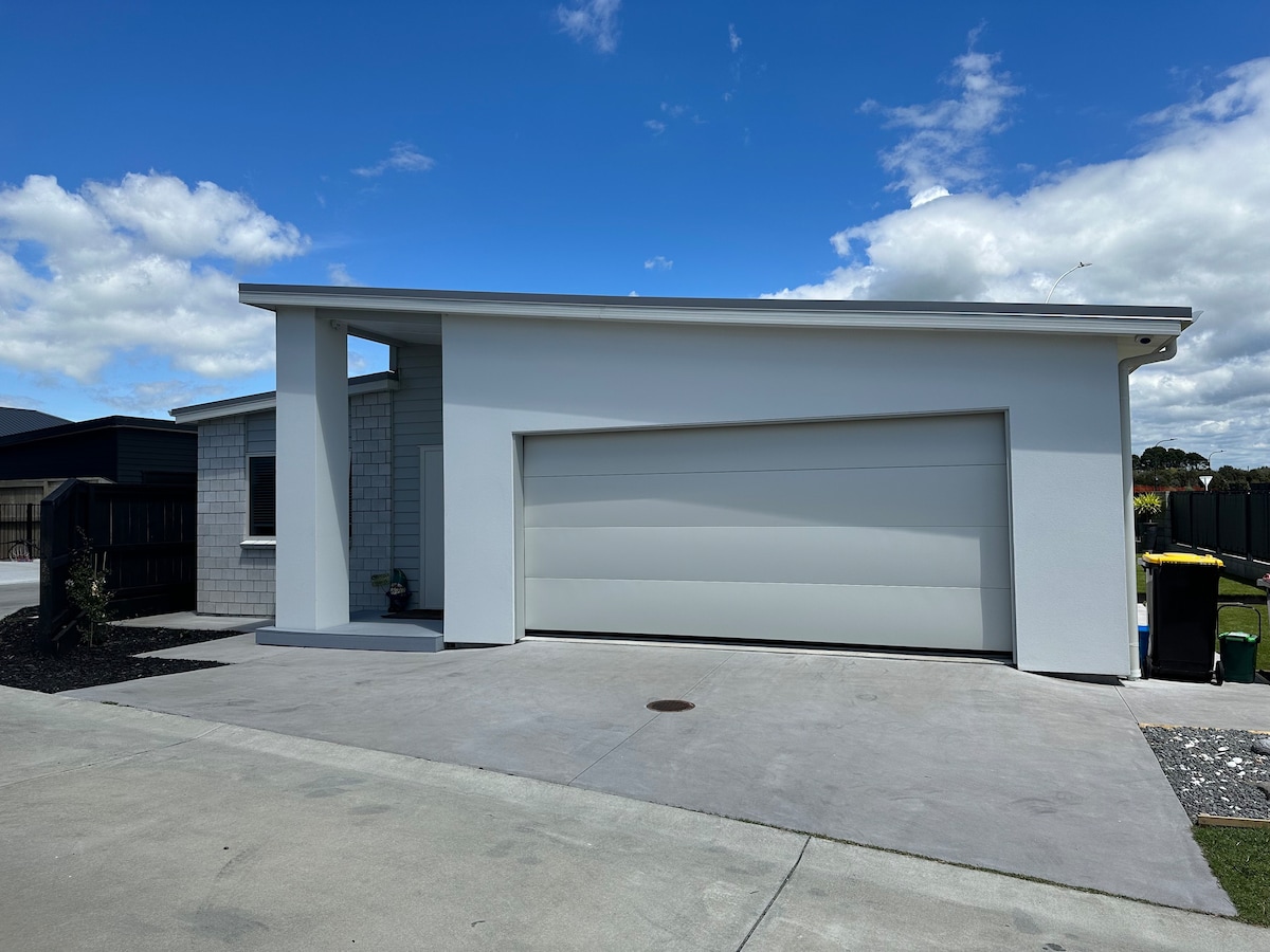 Beautiful Papamoa Beach House