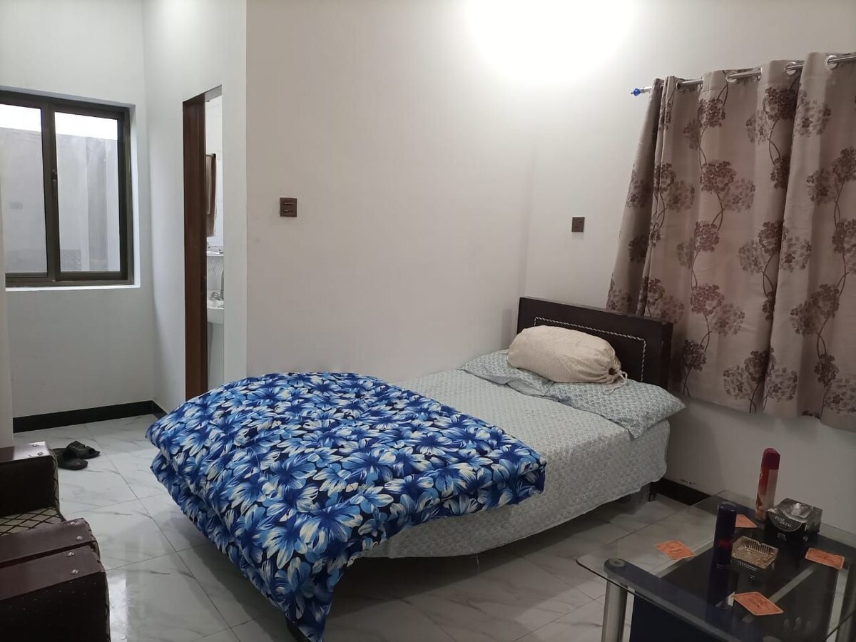 2 bed fully furnished Portion.