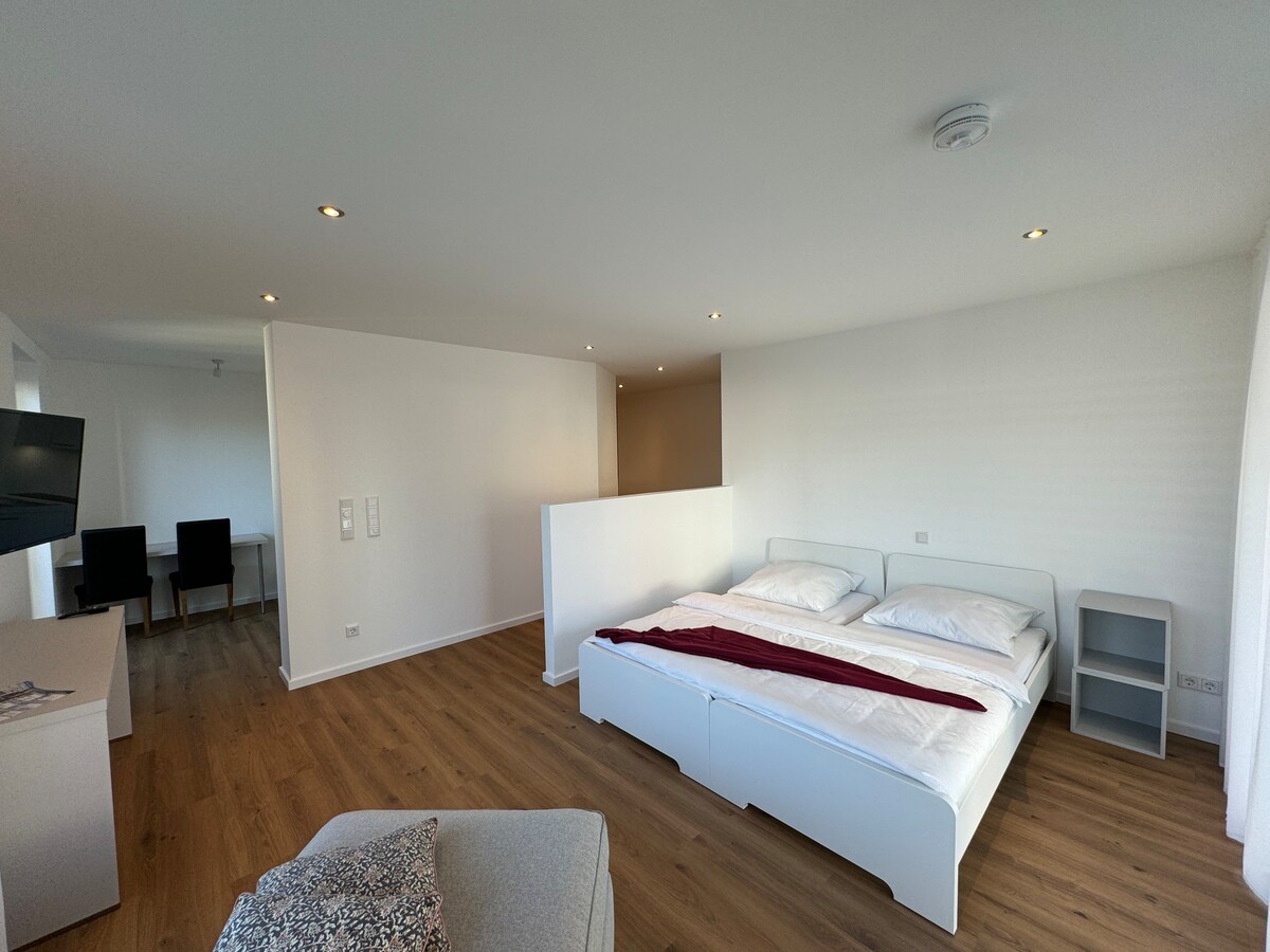 35 m² Serviced Apartment