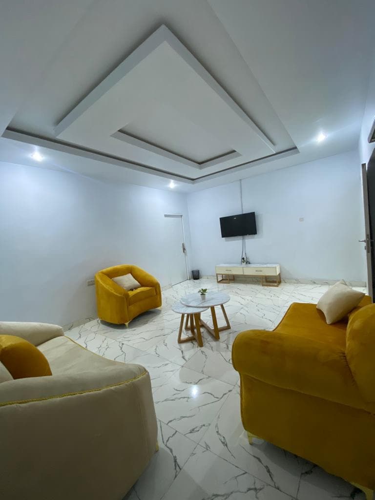 Fully furnished upstairs 3 bedroom flat in Owerri