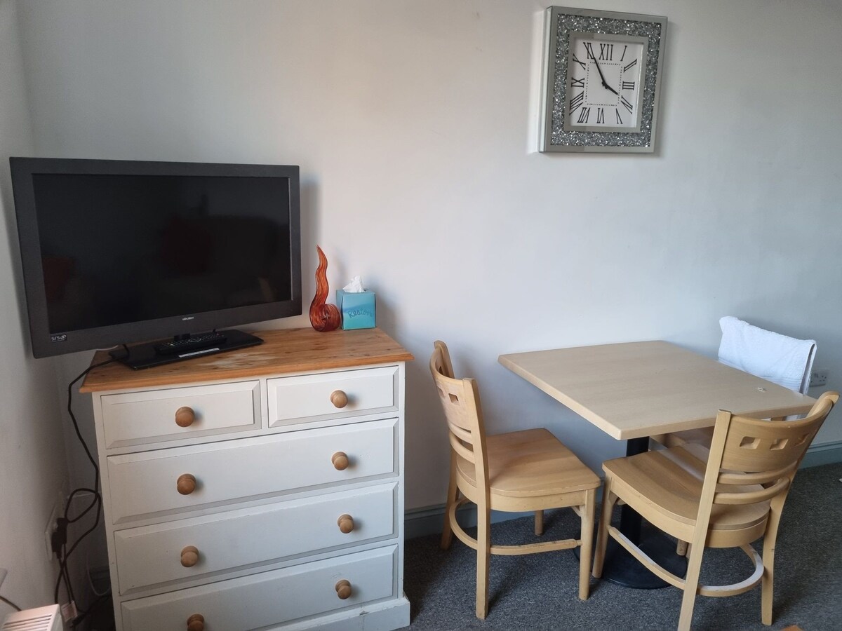 The Wigford Rooms (entire 3 bed flat) -City Centre