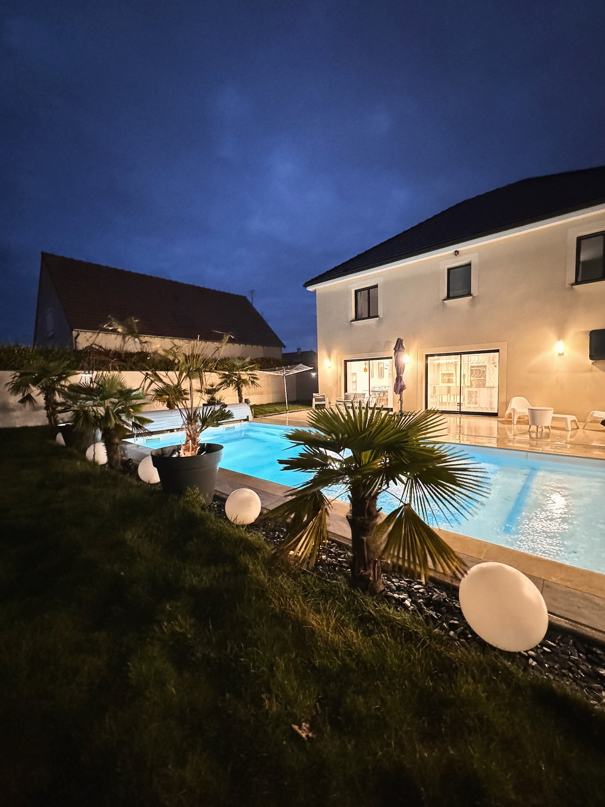 Superbe maison familiale - Piscine/Jacuzzi