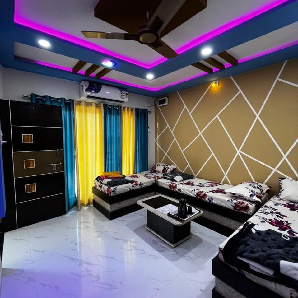 luxurious room