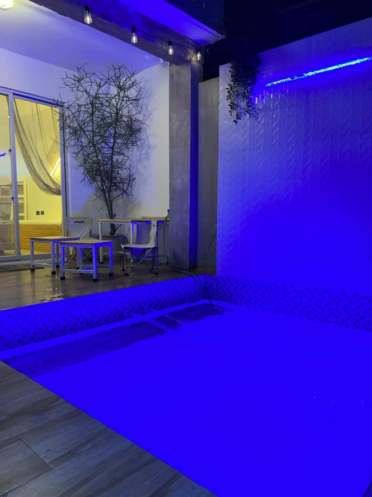 Casa X by CBB (Dipping pool with Massager)