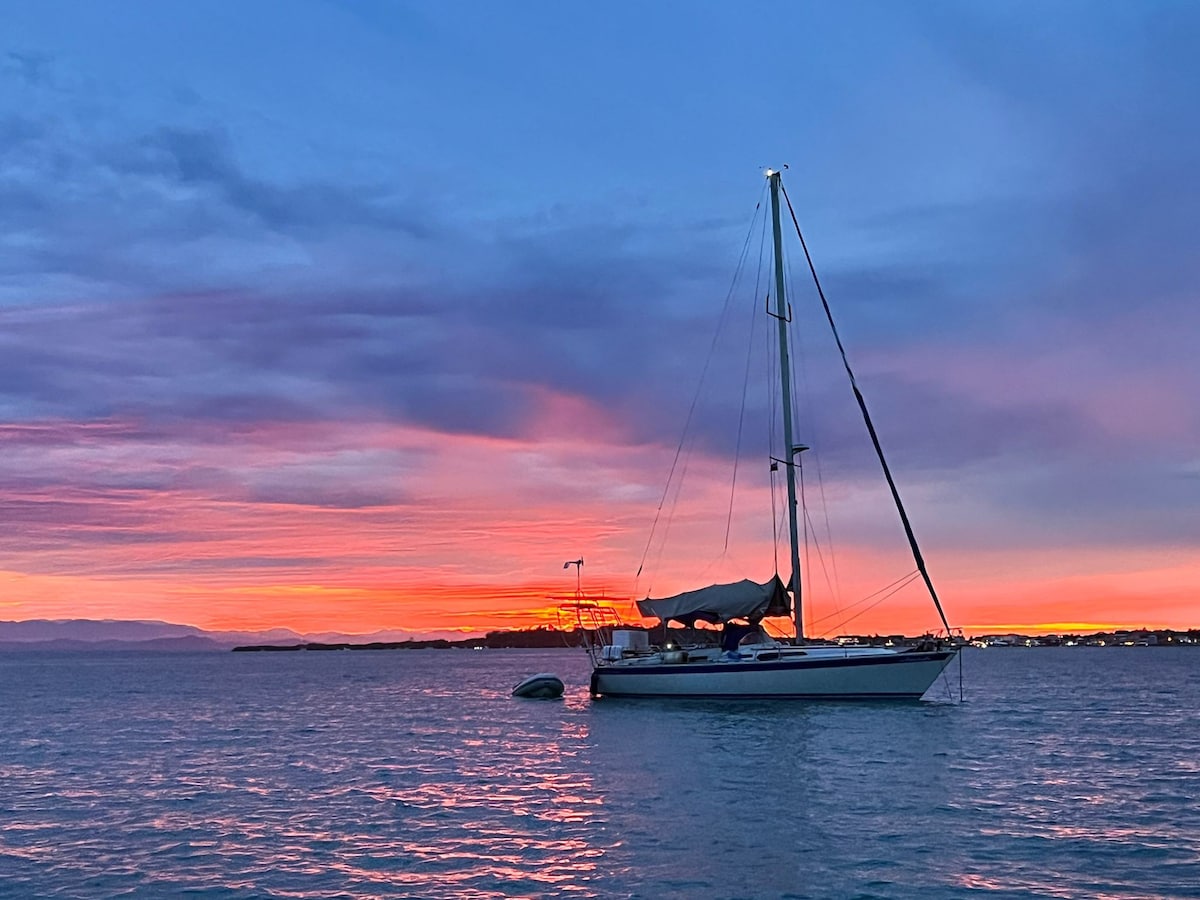 Bocas Del Toro on a Private Sailboat