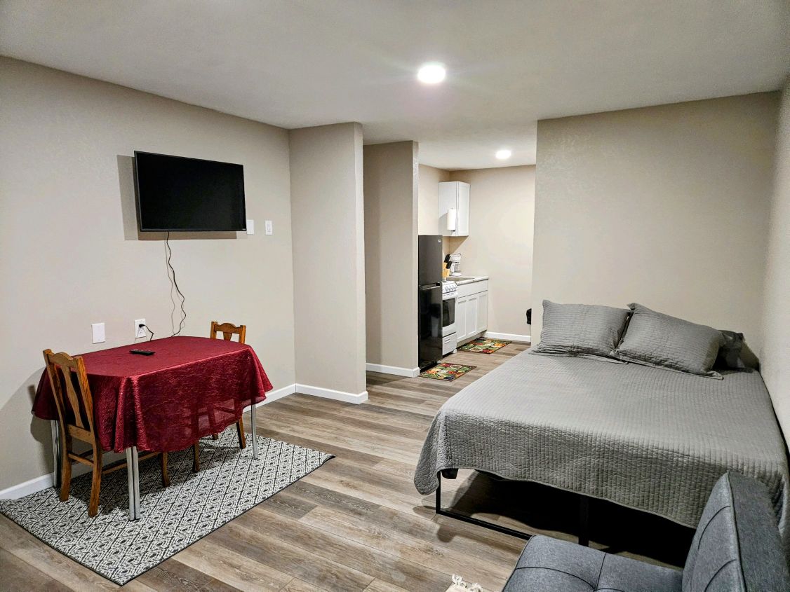 Studio Ogallala Apartment Unit 6