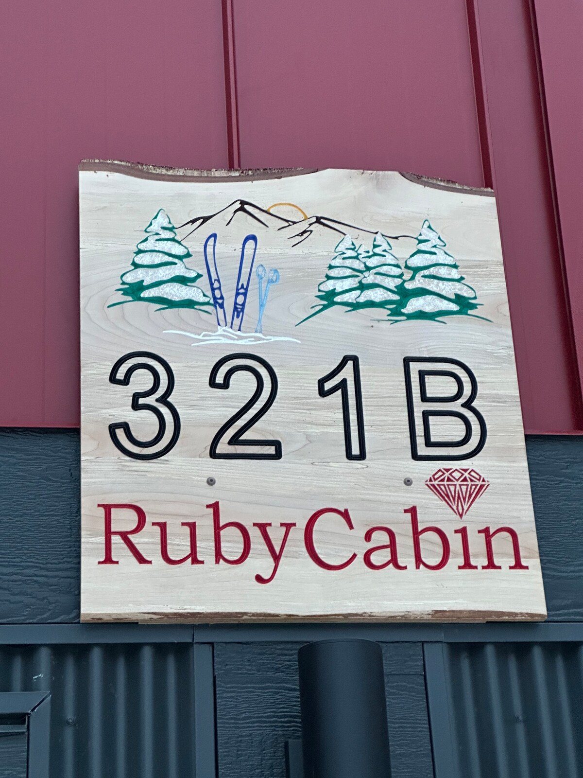 Ruby Cabin at
RED Mountain Resort -
10 min walk