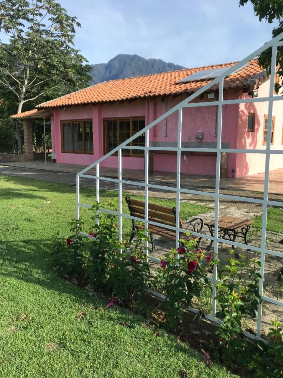 Casa Rosa Novinha Serra Mantiqueira Paraíso Queluz