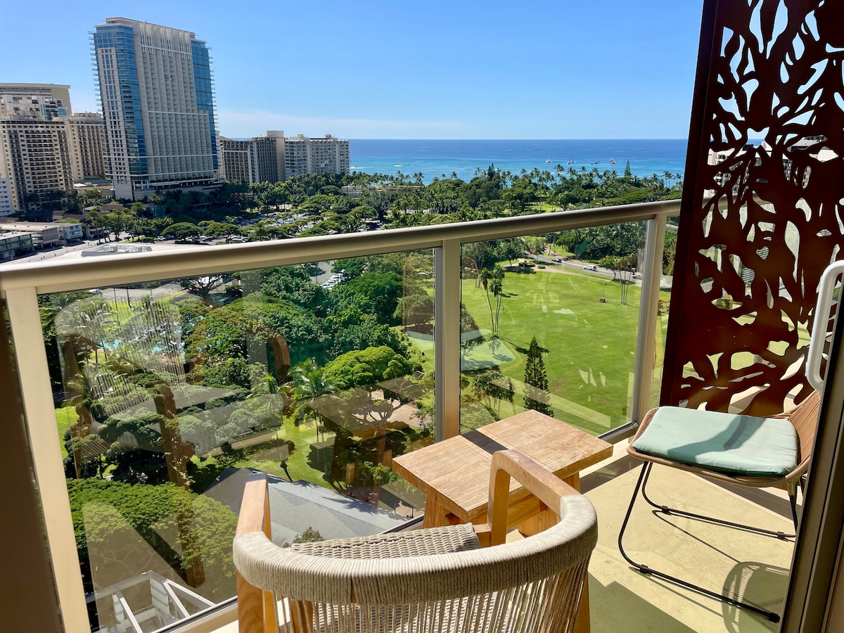 Ocean/Park View Waikiki Oasis