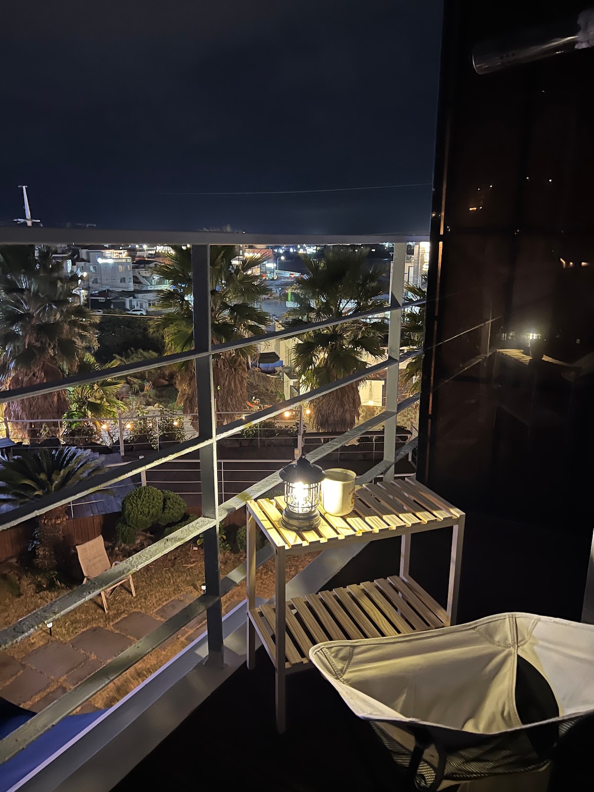 多层1-2人客房（供私人使用）/Aewol海滨路前面的露台，可欣赏海景