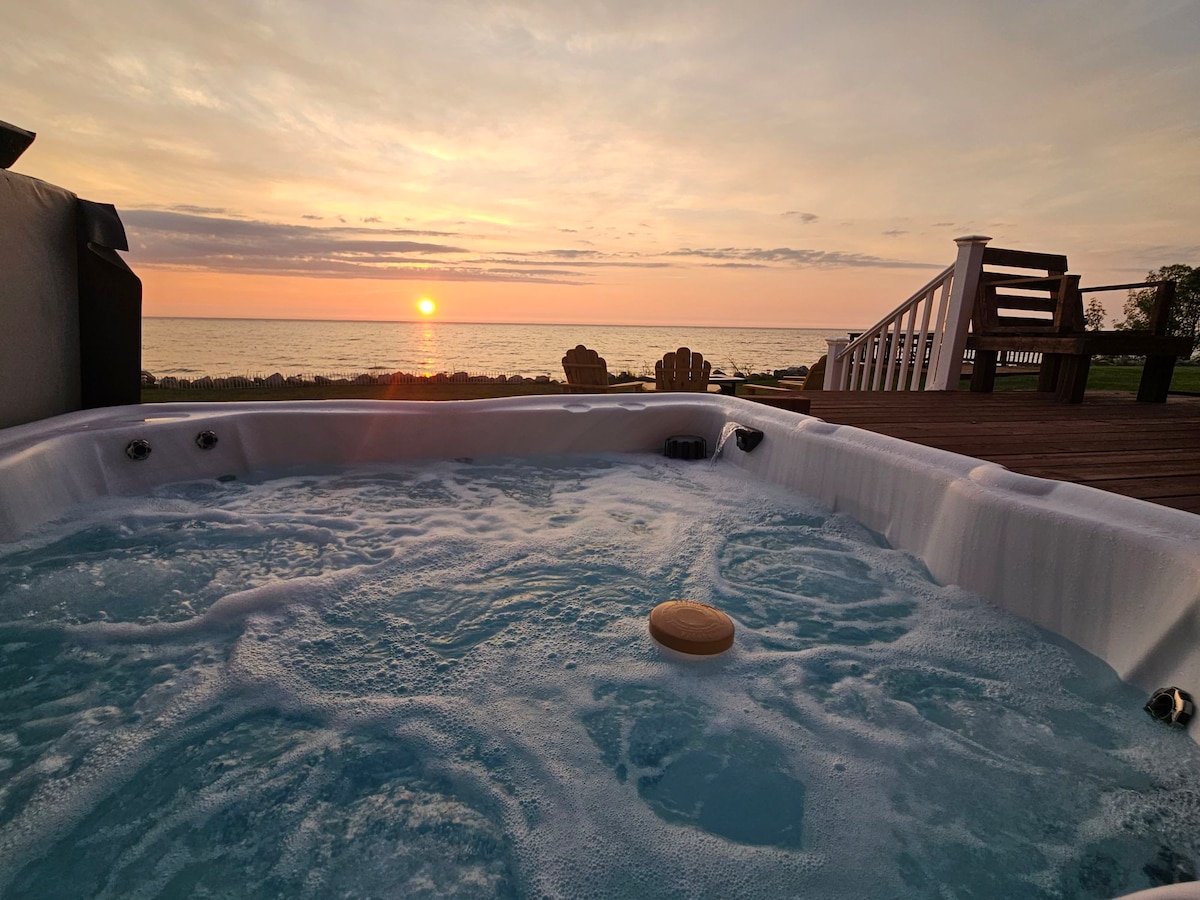 Luxurious Lake Michigan Home! Hot tub, Lake access