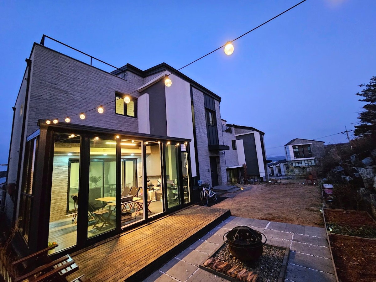 私人住宿「Chaeum House」85英寸电视Netflix Buk Cafe私人烧烤Fung家庭朋友会议