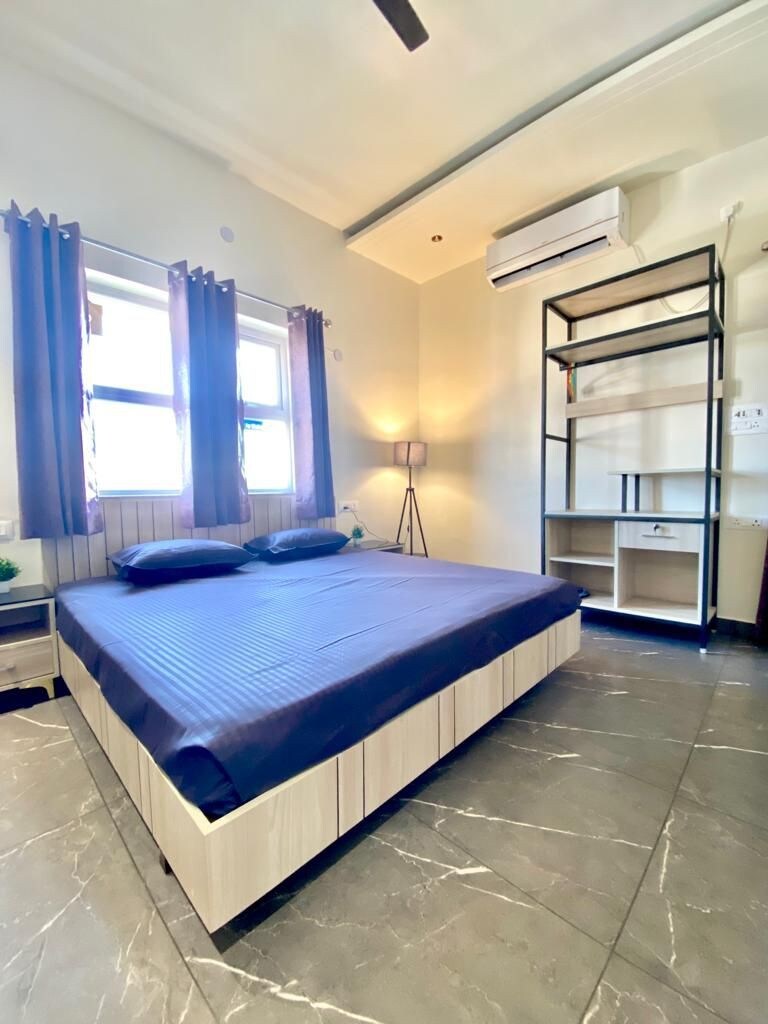 Foresta-Single Bedroom With study