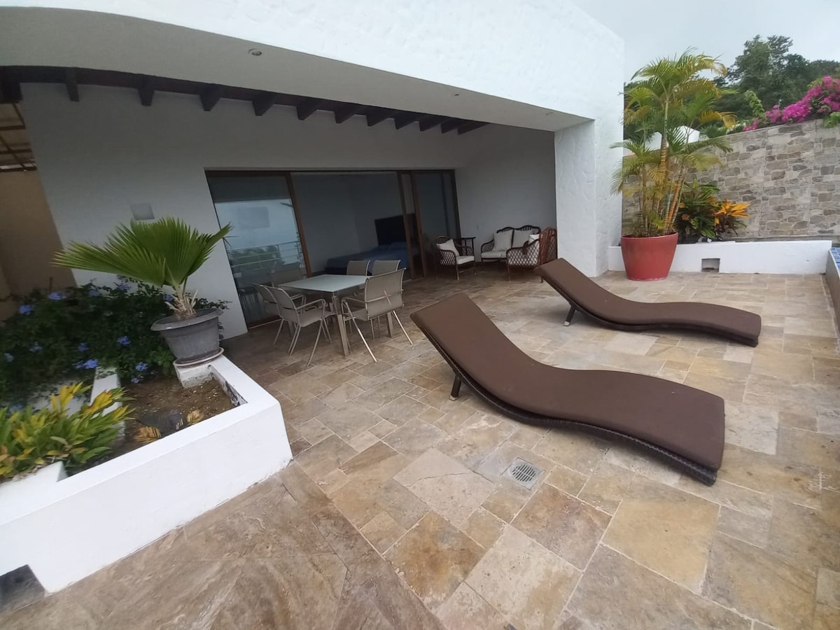 Casa de Lujo con Piscina privada y vista al Mar