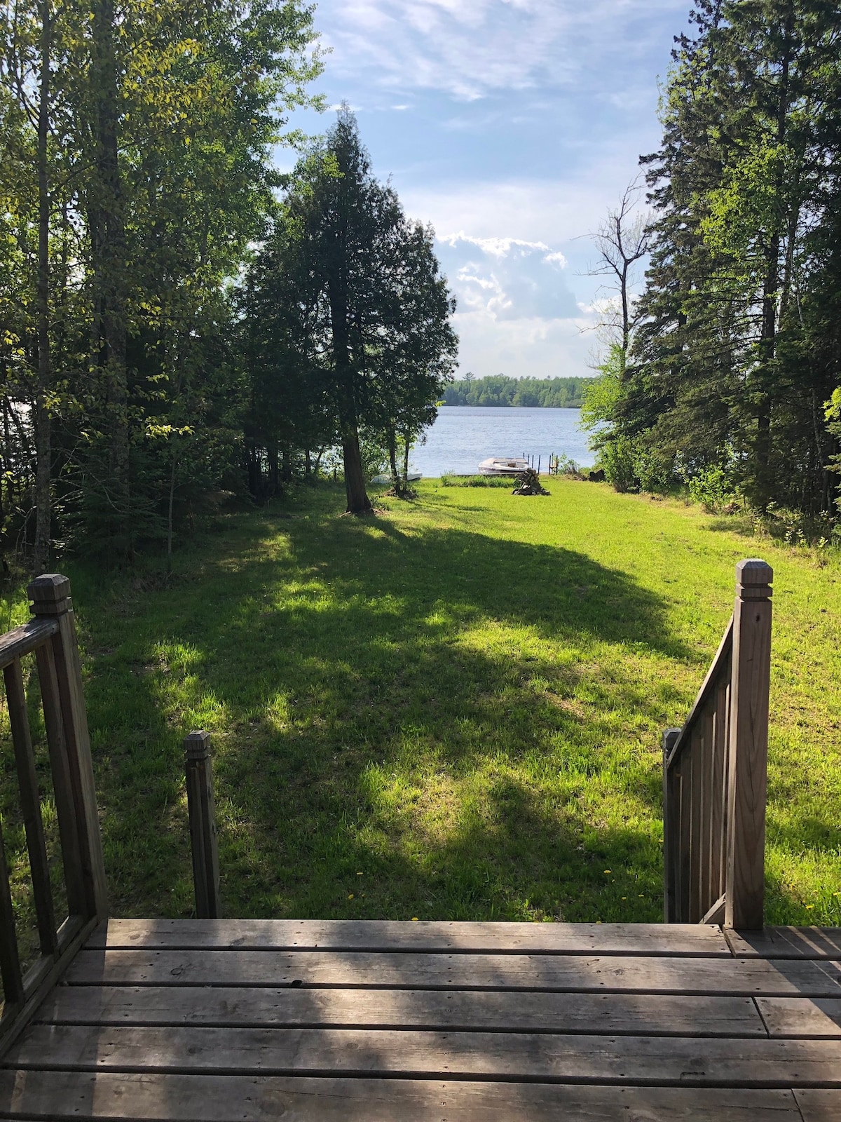 Lakeside getaway with sauna! Private!Campsite only